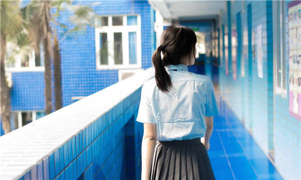 红山如何找到一个可以帮助我生孩子的女人？